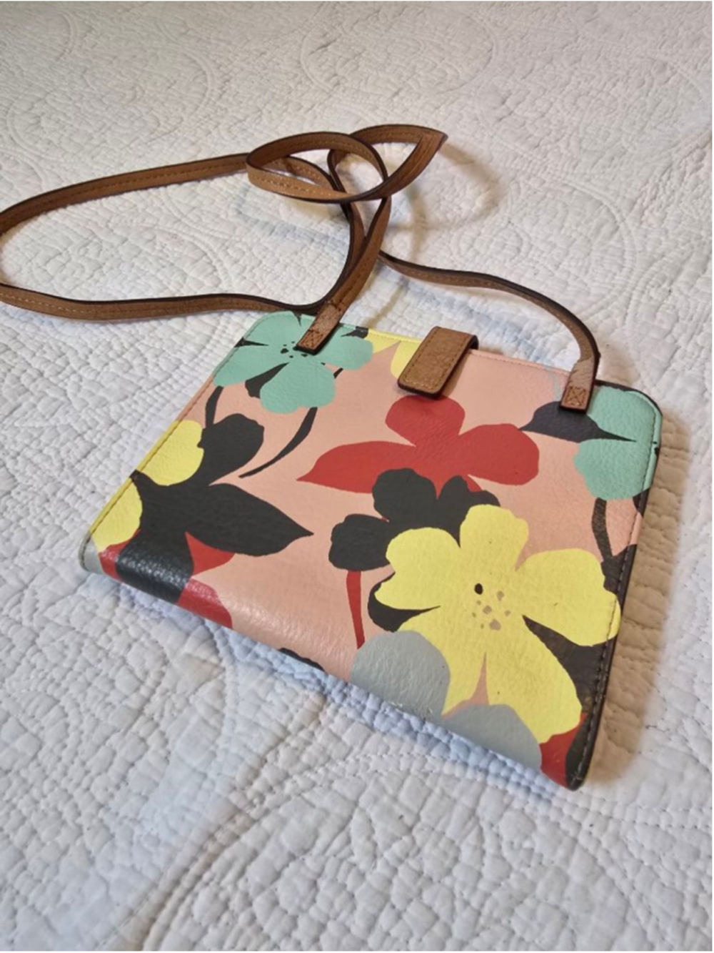ROXY Floral Crossbody Bag Wallet Pink Multicolor Adjustable Travel Friendly